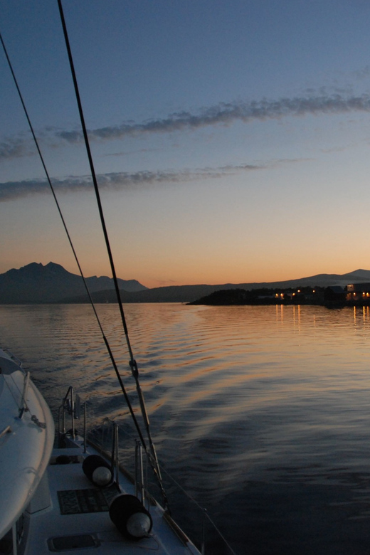 Tromsø: Fjord and Islands Luxury Catamaran Cruise - Price and Value: Why $208 Can Make Sense for Tromsø