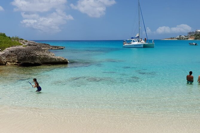 Tropical Catamaran Snorkeling & Sailing - Where You Meet at Bobby’s Marina and How the Day Flows