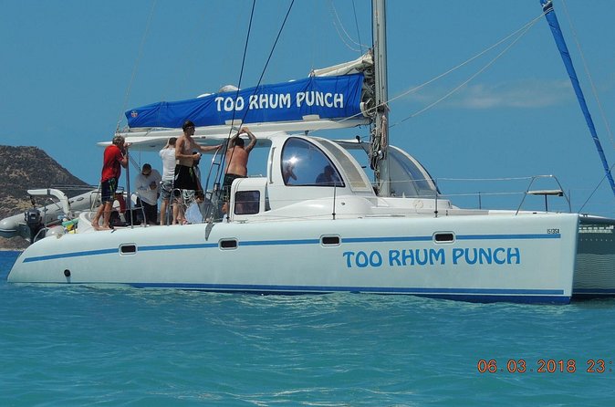 Tropical Catamaran Snorkeling, Sailing And Beach Experience - Lunch and open bar: food timing plus a seriously stocked bar