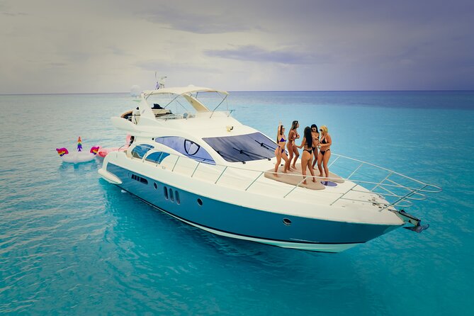 Tulum All Inclusive 4h – Luxury 58' Azimut Yacht - Price and value: $2,700 per group plus dock and service charges