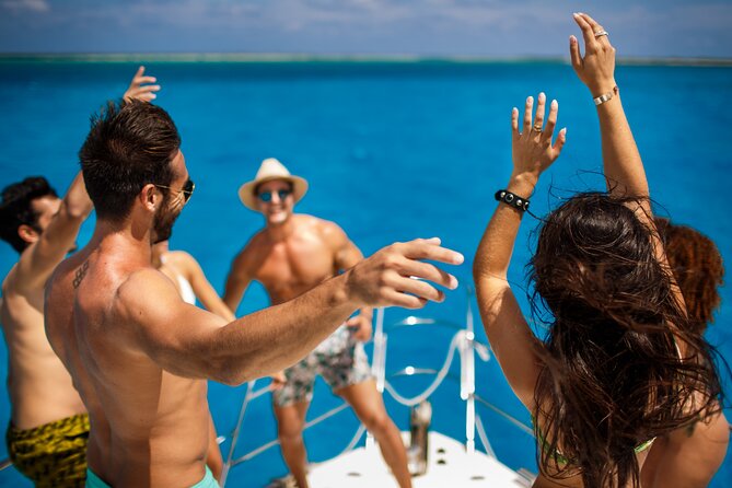 Tulum Luxury Escape – 4h All Inclusive on 43' Private Yacht - The Part You’re Really Paying For: Chef Lunch and Premium Drinks