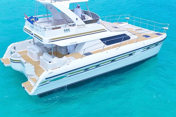 Turks and Caicos Half-Day Luxury Private Yacht Charter - The deserted island beach break: Swim, shell collect, or just rest