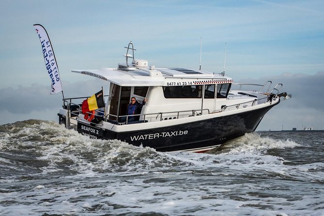 Unique skyline sailing - Onboard experience: small group energy and a professional skipper