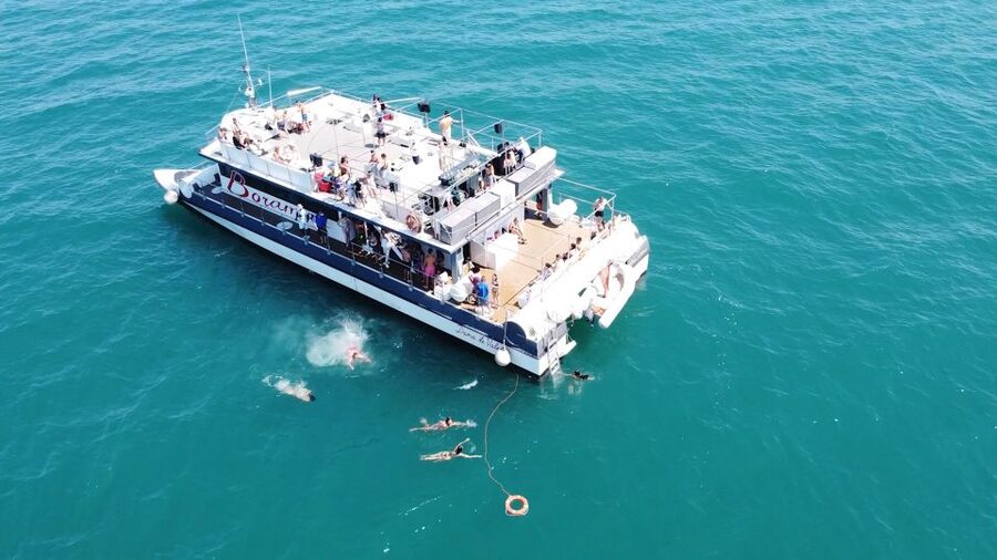 Valencia: Catamaran Cruise with Stop for Swimming - The swim stop near Port Saplaya: timing, currents, and what to bring