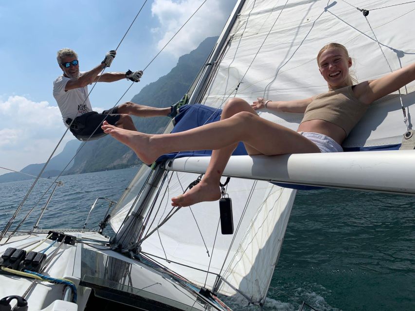 Valmadrera: Lake Como Sailing Trip with Prosecco and Snacks - Key highlights worth planning around