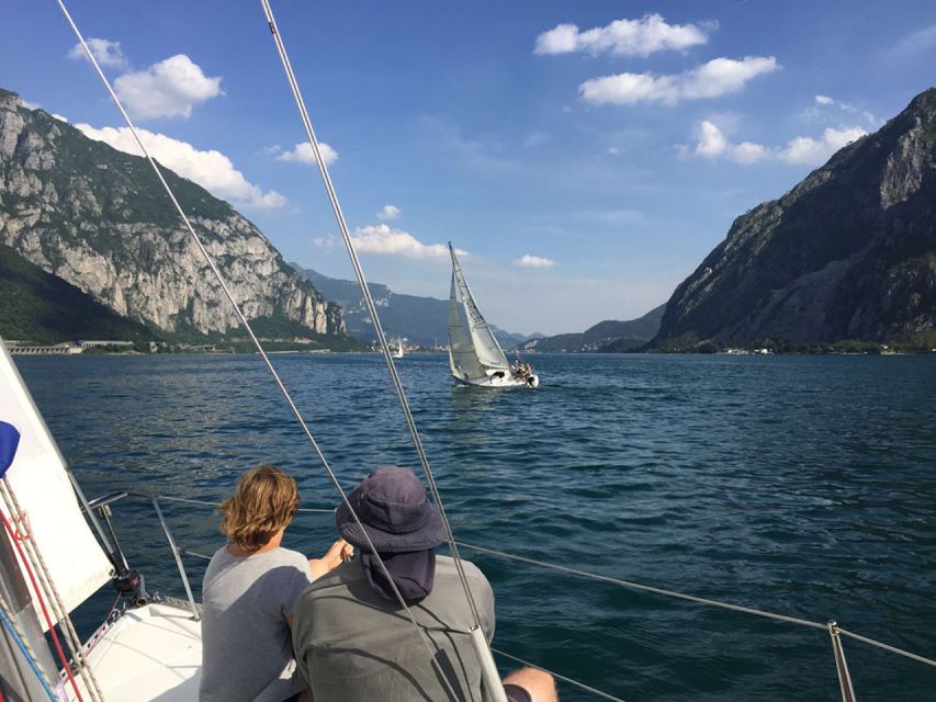 Valmadrera: Lake Como Sailing Trip with Prosecco and Snacks - Crew Setup on Board: Small Group Comfort and Safety Basics