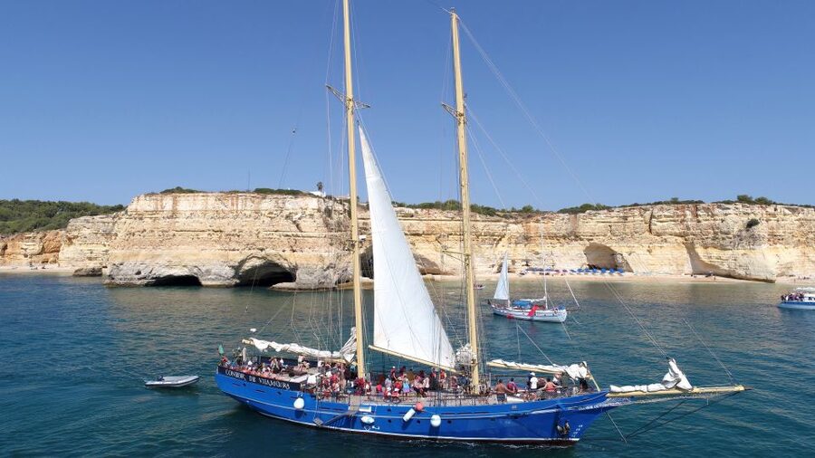 Vilamoura: Algarve Coast 3-Hour Sailing Cruise With Open Bar - Key highlights to look forward to