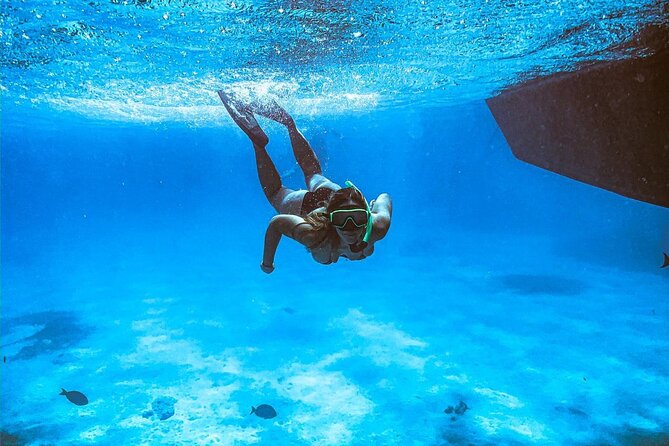 VIP Morning Delight Champagne Sailing and Snorkeling with Lunch - Why this Aruba morning cruise feels like a true treat