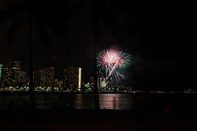 Waikiki Fireworks Dinner Cruise: Sail & Sparkle on Friday Nights - The sail past Diamond Head: your best photo window