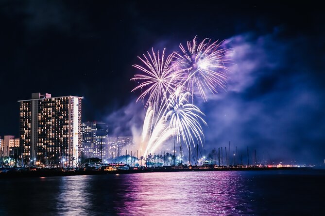 Waikiki: Friday Night Fireworks Catamaran Cruise - Key Things I’d Pay Attention To