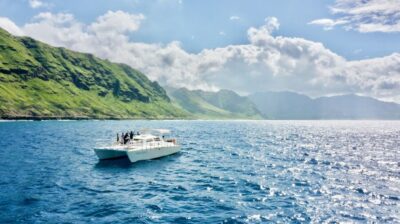 West O'ahu: Swim with Dolphins Catamaran Cruise - Morning logistics: getting on the boat without losing your sanity