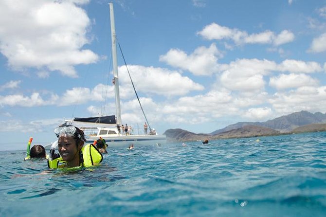 West Oahu Dolphin Watch and Snorkel Sail with Lunch - Dolphin Watch Meets Snorkeling Comfort on the Leeward Coast