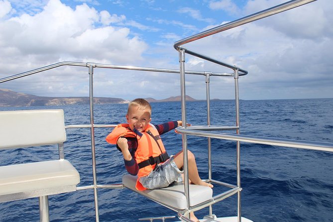 Whale Watching Catamaran Cruise with Transfer, Buffet by MC - Getting Onboard at Monte Cristo Catamaran (and What to Know Before You Go)