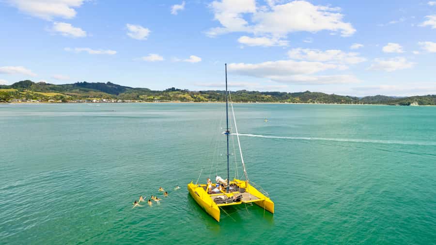 Whitianga: Sailing Trip to Cathedral Cove - From Flaxmill Bay across Mercury Bay: what the journey covers