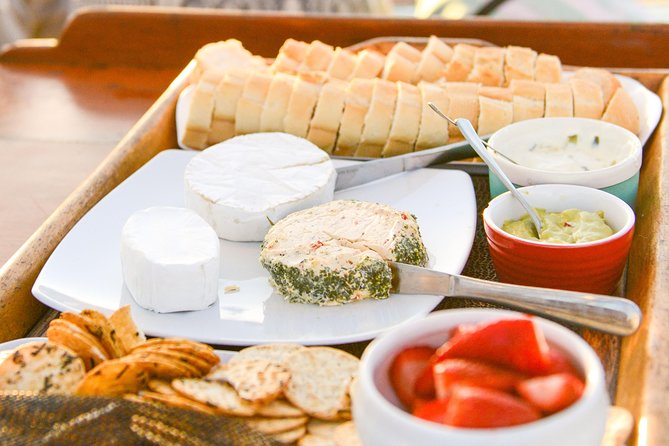 Whitsundays Sunset Sailing Cruise - The snacks and drink setup: simple, but plan for accessibility