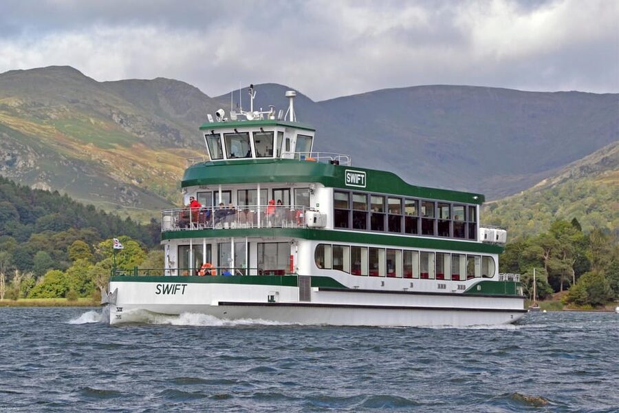 Windermere Red Cruise: Sail Between Bowness and Ambleside - Getting On Board: Bowness vs Ambleside, and Which Boat You’re Taking