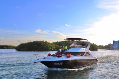 Yacht 48ft Rental in Cancun for up to 15 people - Picking the Right Duration: Cancun Bay vs Isla Mujeres