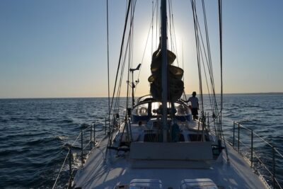 Yatch FINISMAR: 3hours Sailing to Benagil - On Yacht FINISMAR: the small-boat feel you’re paying for