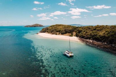 Yeppoon: Great Keppel Island Luxury Sail & Snorkel Day Tour - Getting to the catamaran: the meeting point you actually need